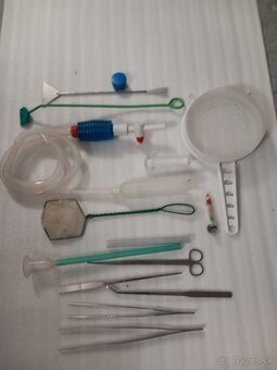 Predám akvárium s príslušenstvom - 3