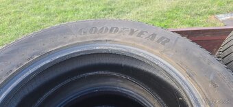 Goodyear Ultragrip 8 255/60 R18 - 3
