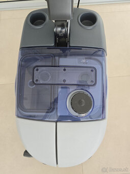 Batériový podlahový umývací stroj Nilfisk SC351 - 3