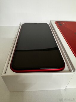 iPhone 11 Red 128 GB - 3