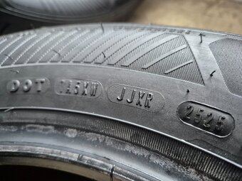 Goodyear EFFICIENTGRIP PERFORMANCE 2 .... 205/60 R16 96H - 3