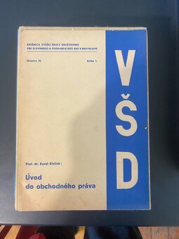 Staré Komunistické Knihy - Hospodárstvo Ekonomika Právo - 3