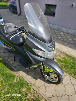 Suzuki Burgman An400 - 3