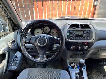 Predám Toyota Rav 4 - 3