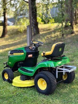 John Deere X125 traktorová kosačka - 3