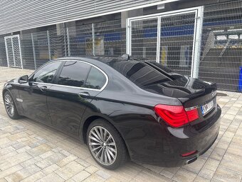 BMW rad7 f01 740d - 3