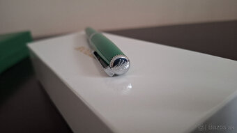 Pero Rolex v darčekovej krabičke - 3