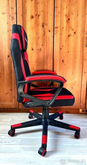 Herná stolička Huzaro Force 2.5 – čierno-červená - 3