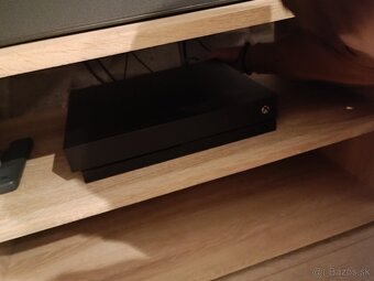 Xbox one x - 3