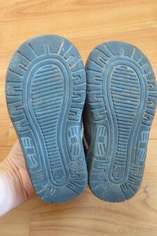 Dievčenské zateplené čižmičky - veľ. 21 - 3