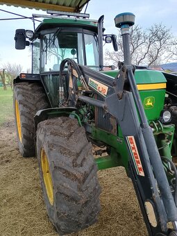 JOHN DEERE 3650 - 3