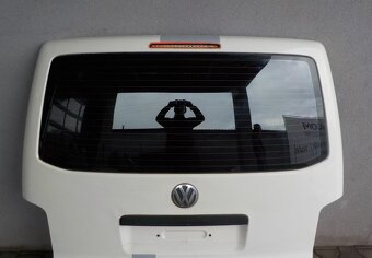 Zadné výklopné dvere VW T5 - 3