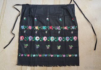 Predám mužskú zásteru ručne vyšívanú - 3