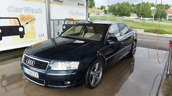 Audi A8 - 3