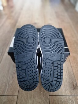 Nike Air Jordan - 3