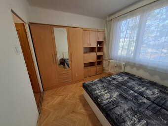 Na predaj 3 izbový byt s komorou 74 m2 v centre mesta Senica - 3