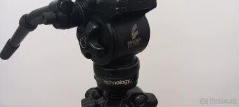 Predam profesionalny fluidny video stativ - 3
