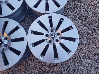 hlinikové disky org.Mercedes C-Classe--7Jx17-ET-48,5--5x112 - 3