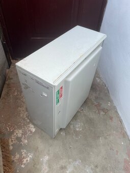 Dvere,ventilátor,plynová skrinka - 3