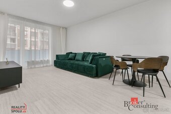 Príjemné rodinné bývanie v srdci Jégeho Aleje s parkovaním / - 3