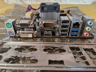 ASUS AM1L-A , Socket AM1, DDR3 - 3