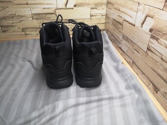 Adidas 49 1/3 - pánske gore-tex topánky Terrex Swift R2 Mid - 3