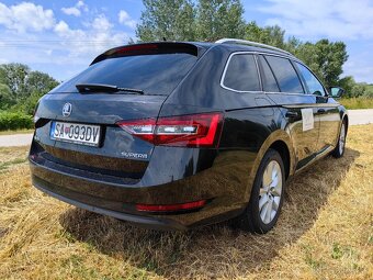 Škoda superb 140kw 2017 261 000km automat - 3