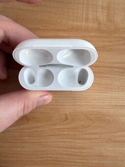 AirPods Pro 1 na náhradné diely - 3