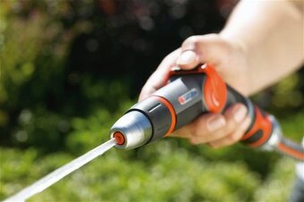 Postrekovač Gardena premium - 3