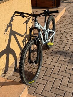 Predam celoodpruzeny bicykel Giant Trance Jr 26 - 3