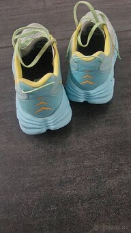 Hoka - 3
