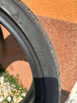 225/40 r19 zimné pneu - 3