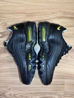 Nike AM 95 x Corteiz "Honey Black" - 3