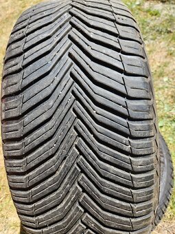 235/45 r18 98Y - 3