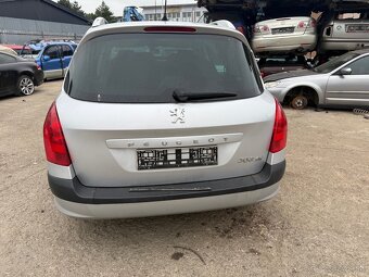 PEUGEOT 308 SW r. 2010 - 3