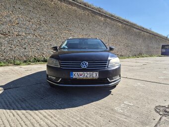 VOLKSWAGEN PASSAT B7 - 3