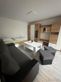 Prenájom moderného 5-izbového domu - Dubnica nad Váhom - 3