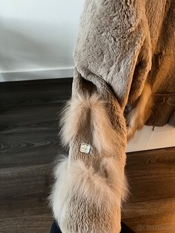 Kabát z pravej kožušiny - 3