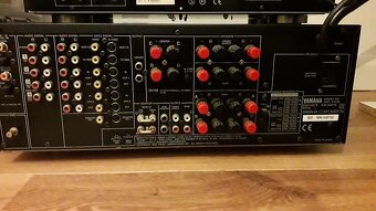 Zosilňovač Yamaha - 3