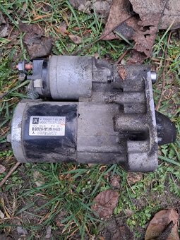 Predám diely citroen c3 picasso 1.4vti 70kw - 3