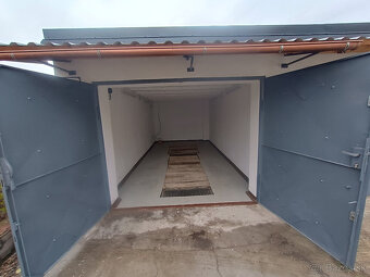 Garáž s montážnou jamou - 3