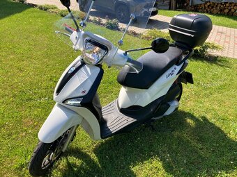 PREDAM SKUTER PIAGGIO LIBERTY 125 ABS - 3