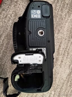 Canon EOS 7D - 3