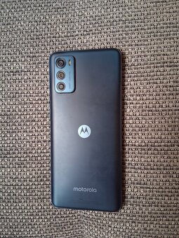 Samsung, Motorola - 3