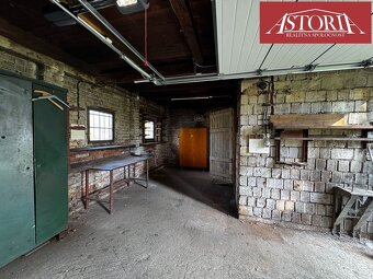 PRENÁJOM - Garáž pri rodinnom dome - Martin - Na Bystričku 4 - 3