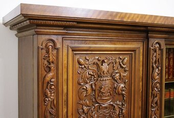 Starožitná neorenesanční knihovna na lvích tlapách - 3