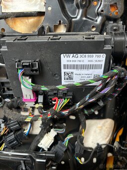 6R0423156B  6Q0423156AB  superb 2 3C8959760C - 3