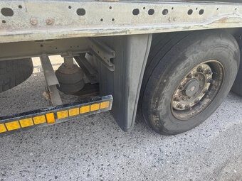 Predám náves plato MEGA  Schmitz r.v.2010 - 3