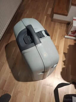 Predám cestovný kufor Benetton. - 3