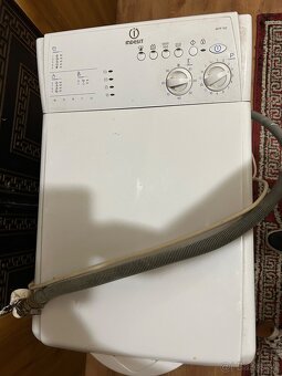 Pracka z vrchu plnená - 3